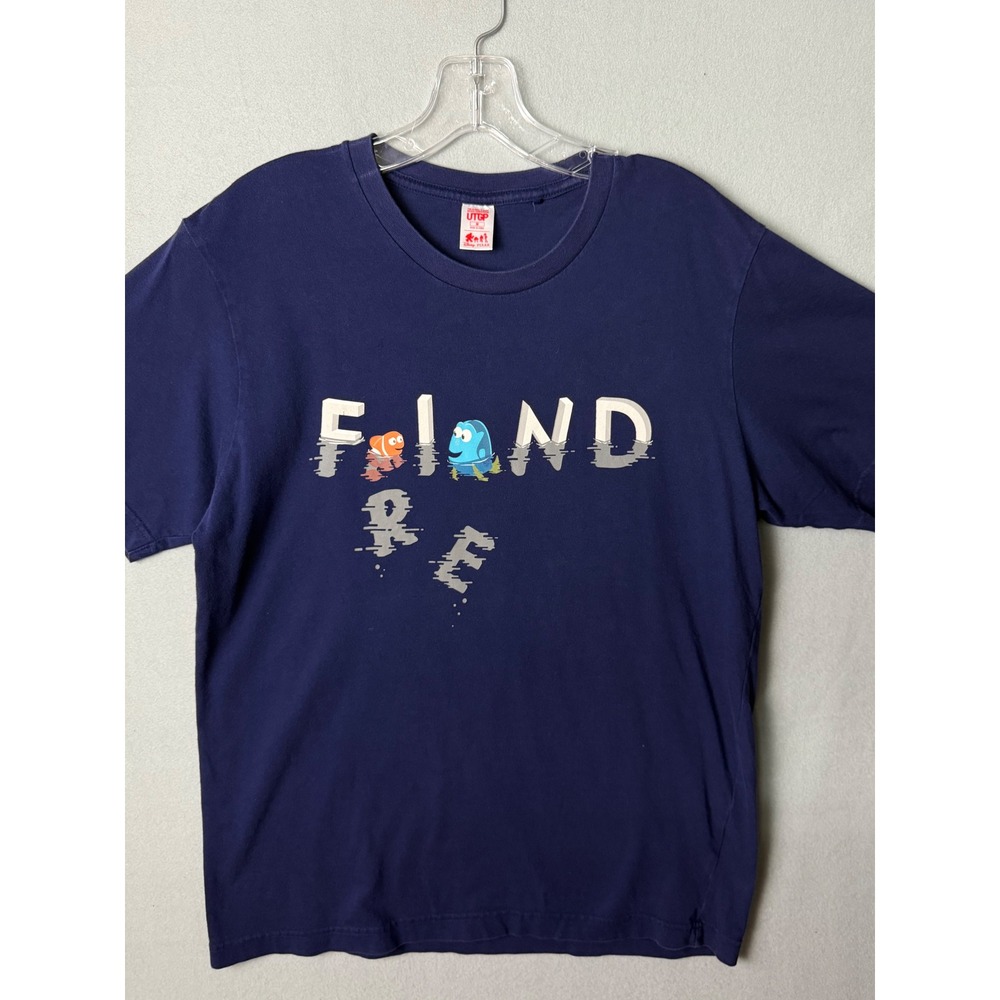 Uniqlo Mens M Finding Dory T-Shirt Navy Blue Excellent Disney Pixar UTGP Nemo